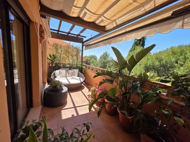 3 soveværelse Lejlighed til salg i Golden Mile, Marbella - € 950.000 (Ref: 9894614)