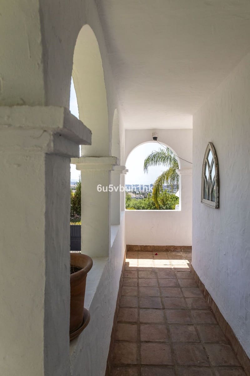 2 chambre Appartement à vendre à Benahavis - 439 000 € (Ref: 9894617)