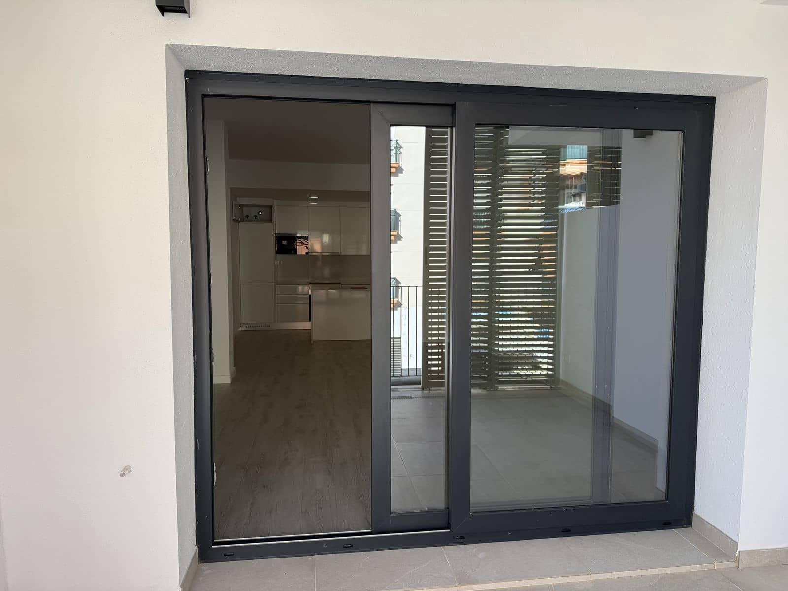 2 sypialnia Apartament na sprzedaż w Estepona - 650 000 € (Ref: 9894619)
