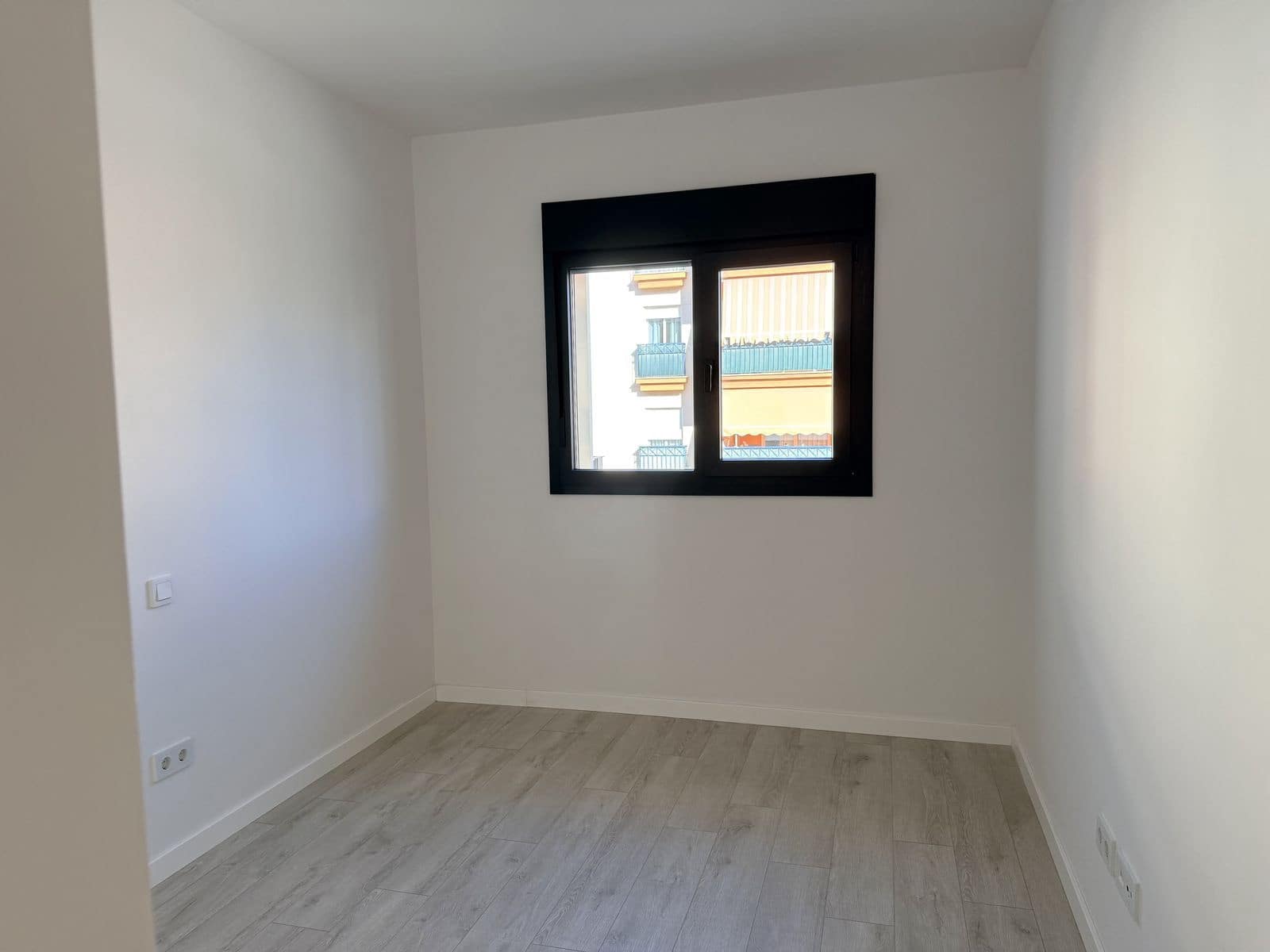 2 sypialnia Apartament na sprzedaż w Estepona - 650 000 € (Ref: 9894619)