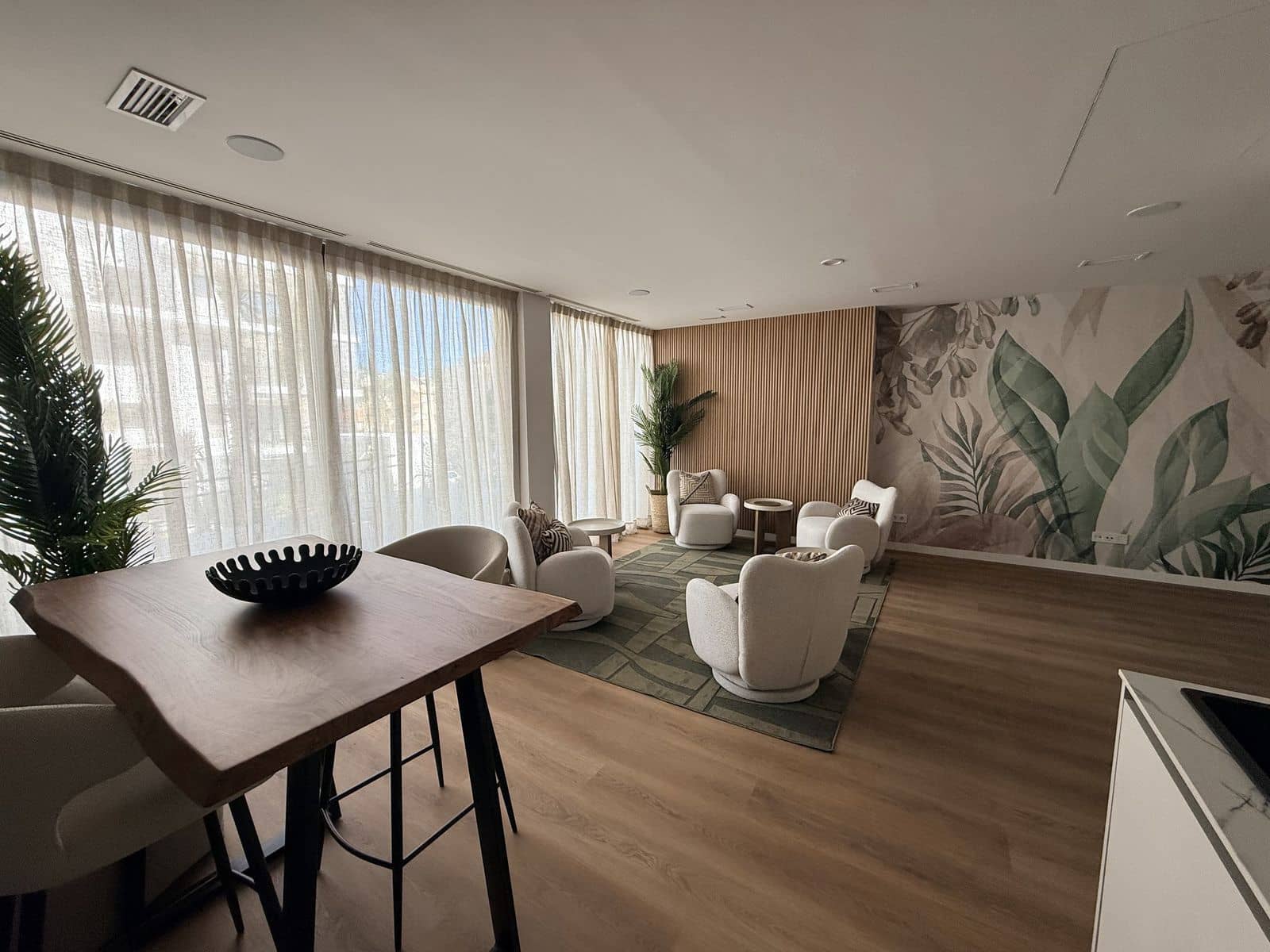 2 sypialnia Apartament na sprzedaż w Estepona - 650 000 € (Ref: 9894619)