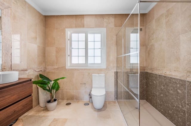 3 quarto Moradia para venda em Nueva Andalucia, Marbella - 1 445 000 € (Ref: 9894625)