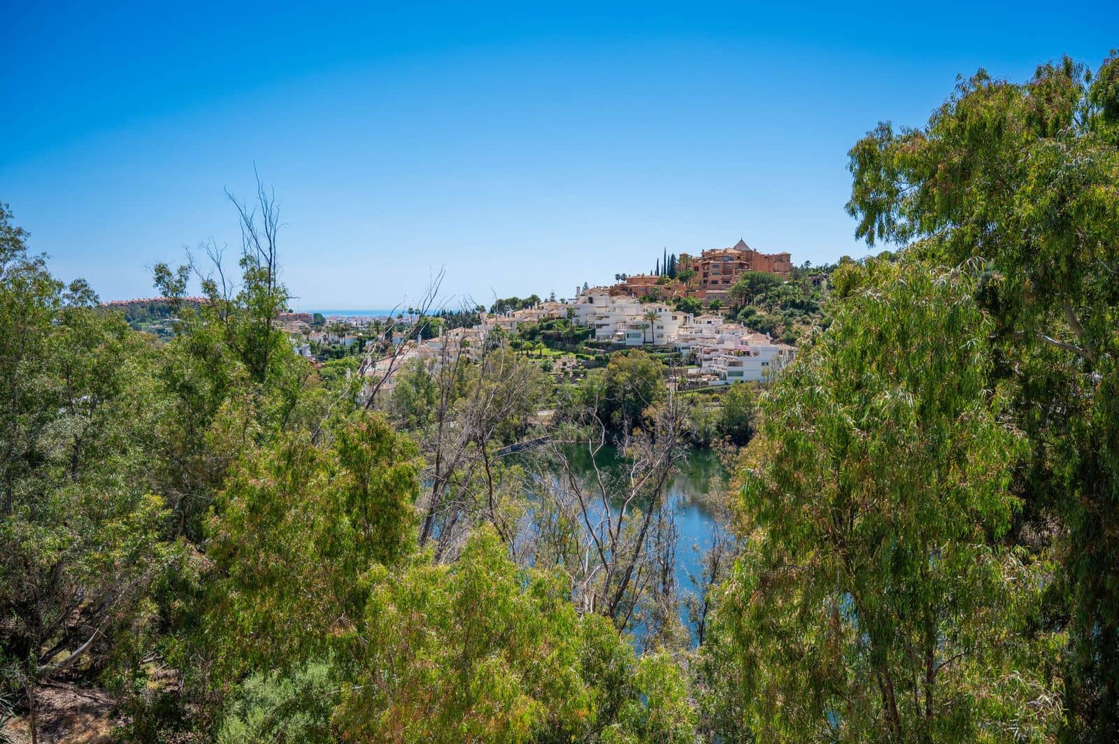 3 quarto Moradia para venda em Nueva Andalucia - 1 445 000 € (Ref: 9894625)
