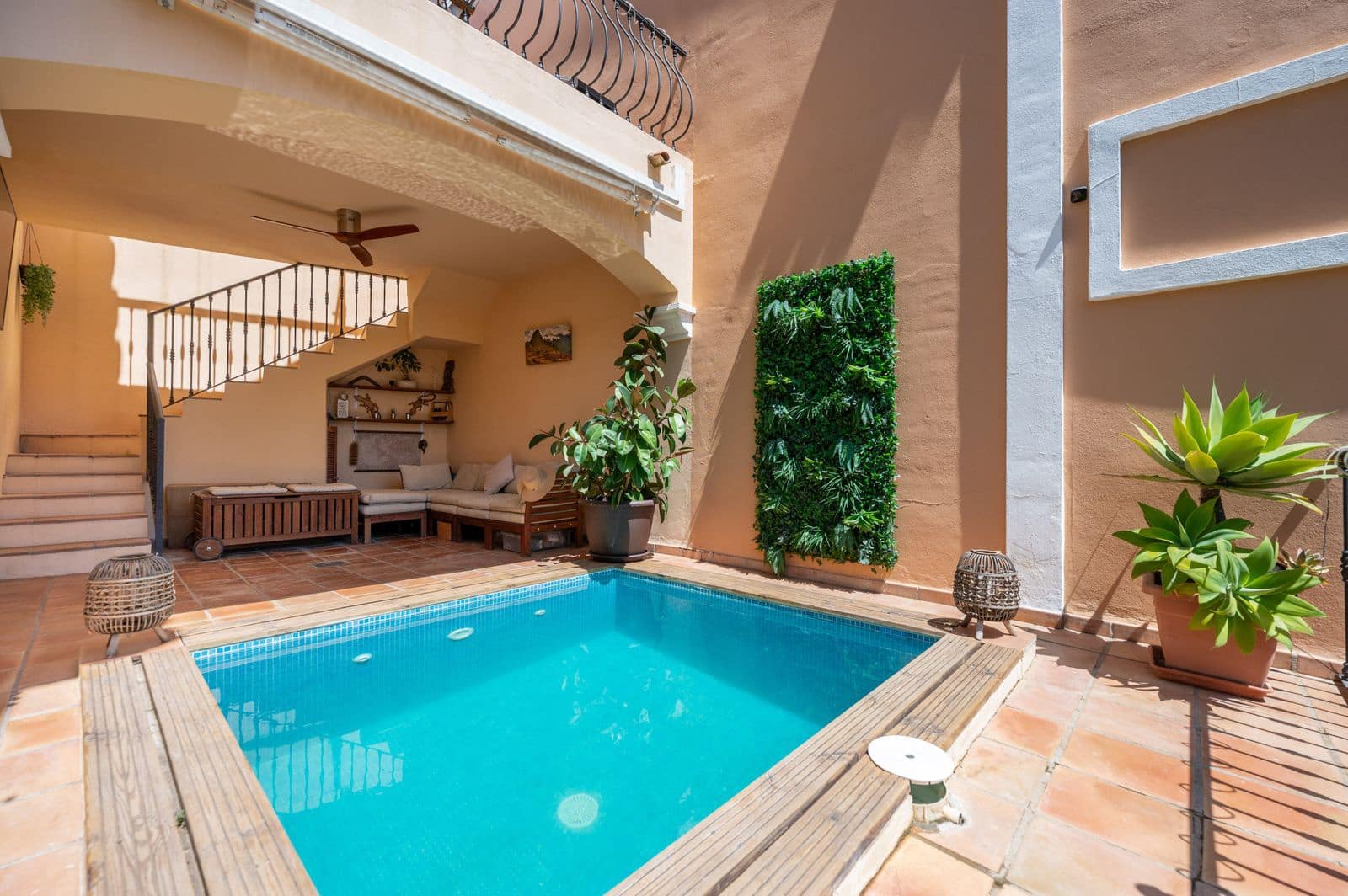 3 quarto Moradia para venda em Nueva Andalucia - 1 445 000 € (Ref: 9894625)