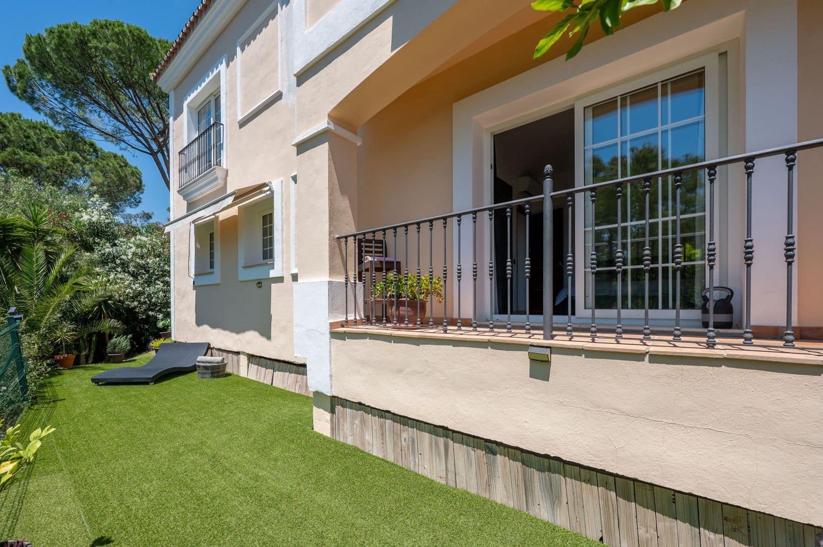3 quarto Moradia para venda em Nueva Andalucia - 1 445 000 € (Ref: 9894625)