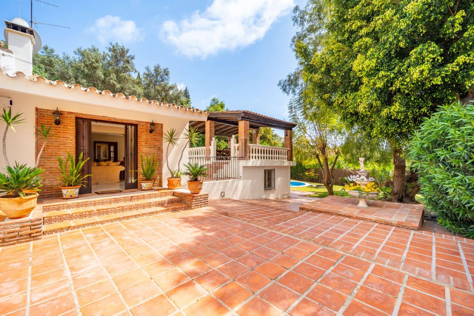 Chalet de 4 habitaciones en El Rosario en venta - 1.190.000 € (Ref: 9894626)