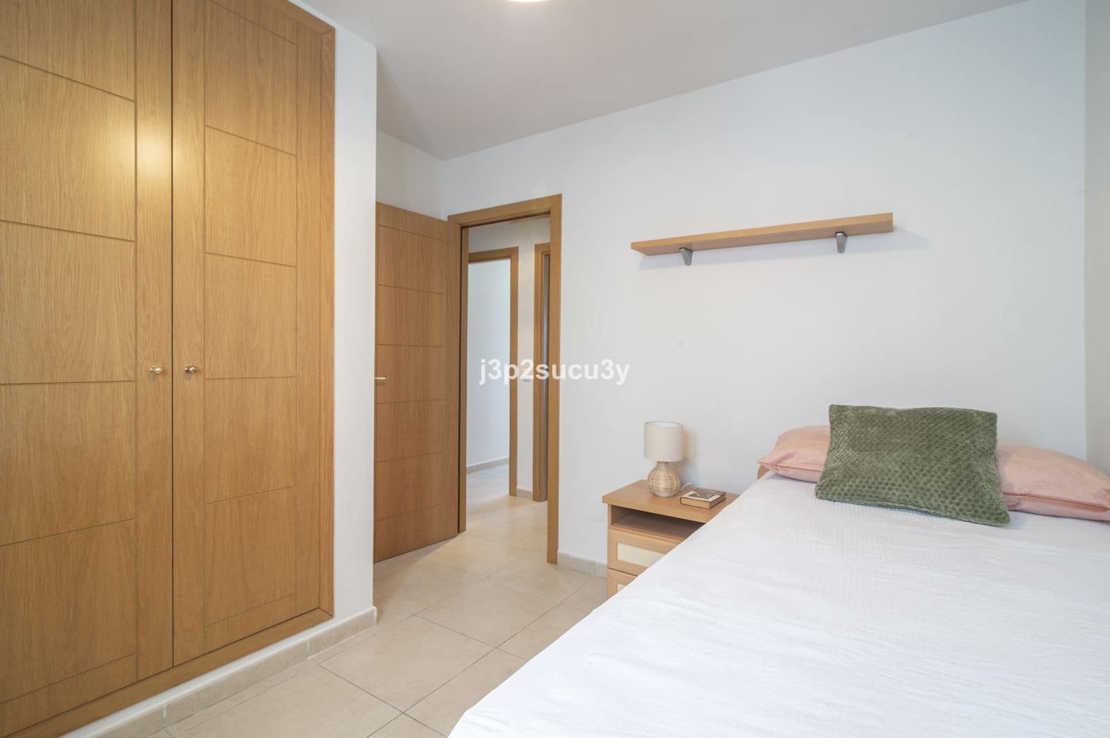 4 bedroom Apartment for sale in Nueva Andalucia - € 450,000 (Ref: 9894629)