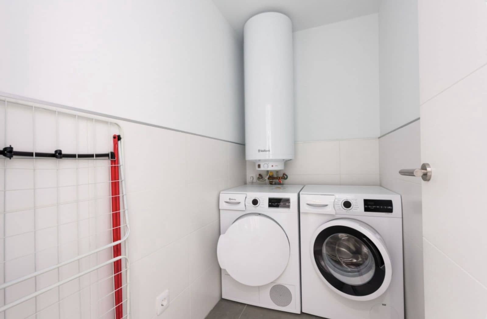2 makuuhuone Huoneisto myytävänä paikassa Manilva - 415 000 € (Ref: 9894633)
