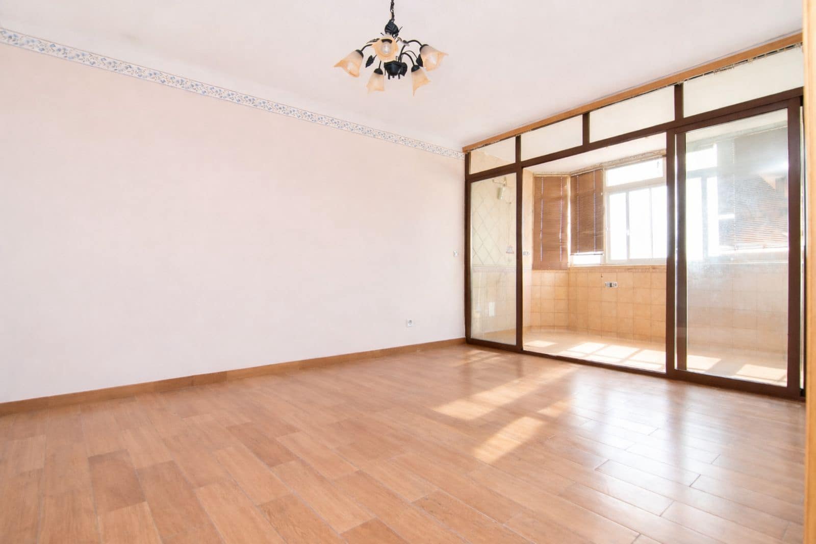 3 sypialnia Apartament na sprzedaż w Miasto Malaga - 370 000 € (Ref: 9894635)
