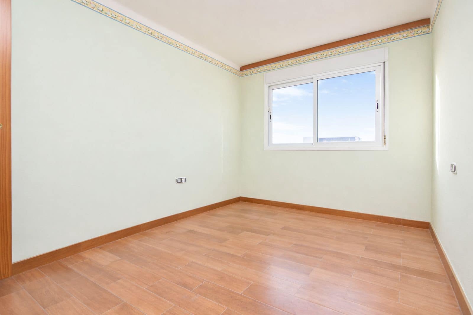 3 sypialnia Apartament na sprzedaż w Miasto Malaga - 370 000 € (Ref: 9894635)