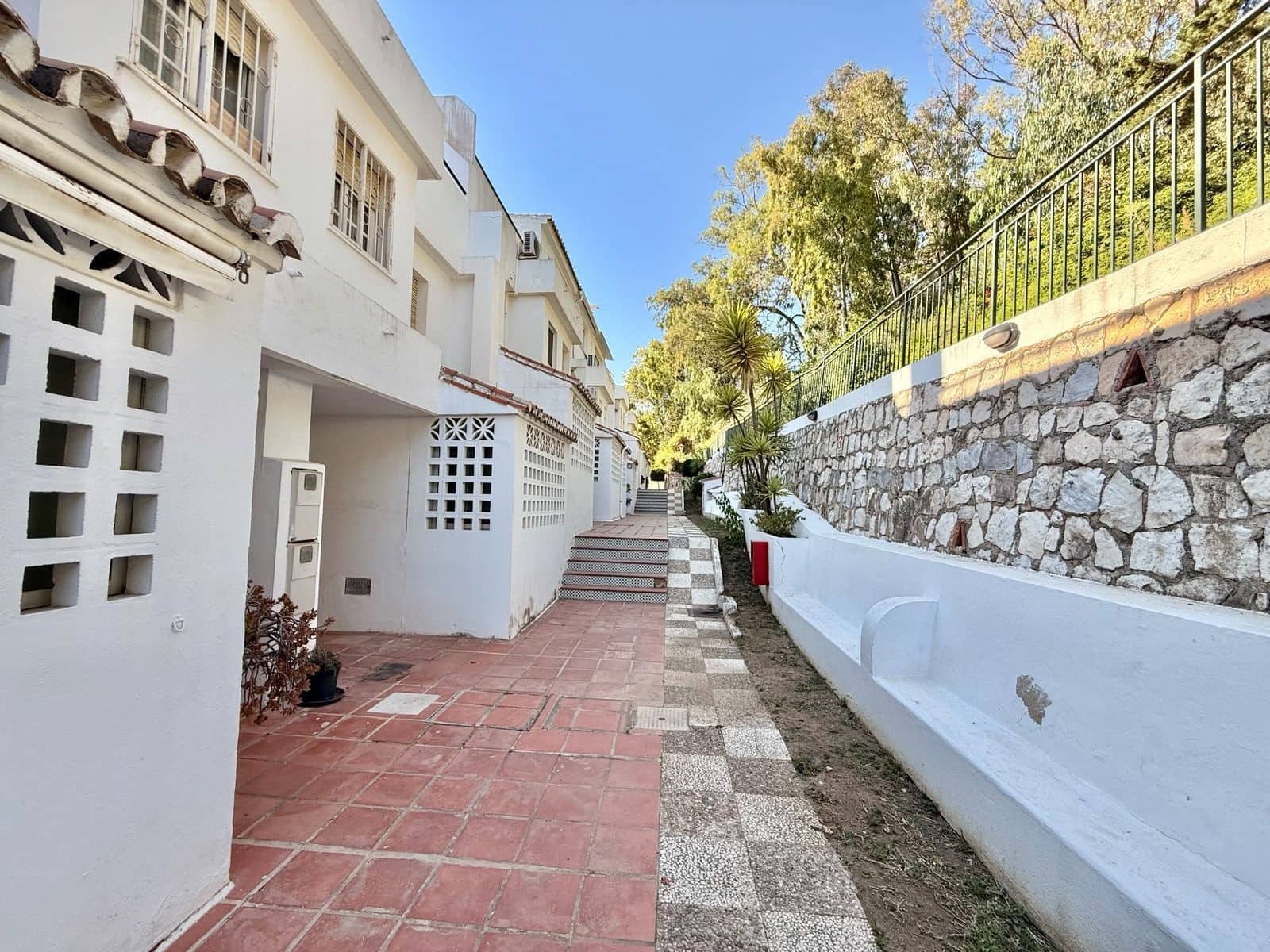 3 slaapkamer Huis te koop in Mijas Costa - € 575.000 (Ref: 9894637)