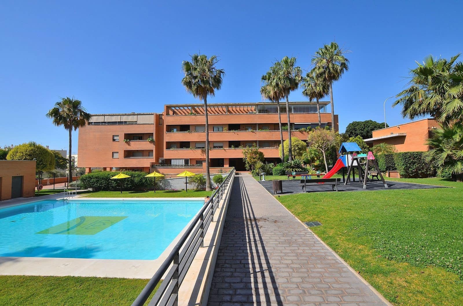 2 soverom Leilighet til salgs i Torremolinos - € 369 000 (Ref: 9894638)