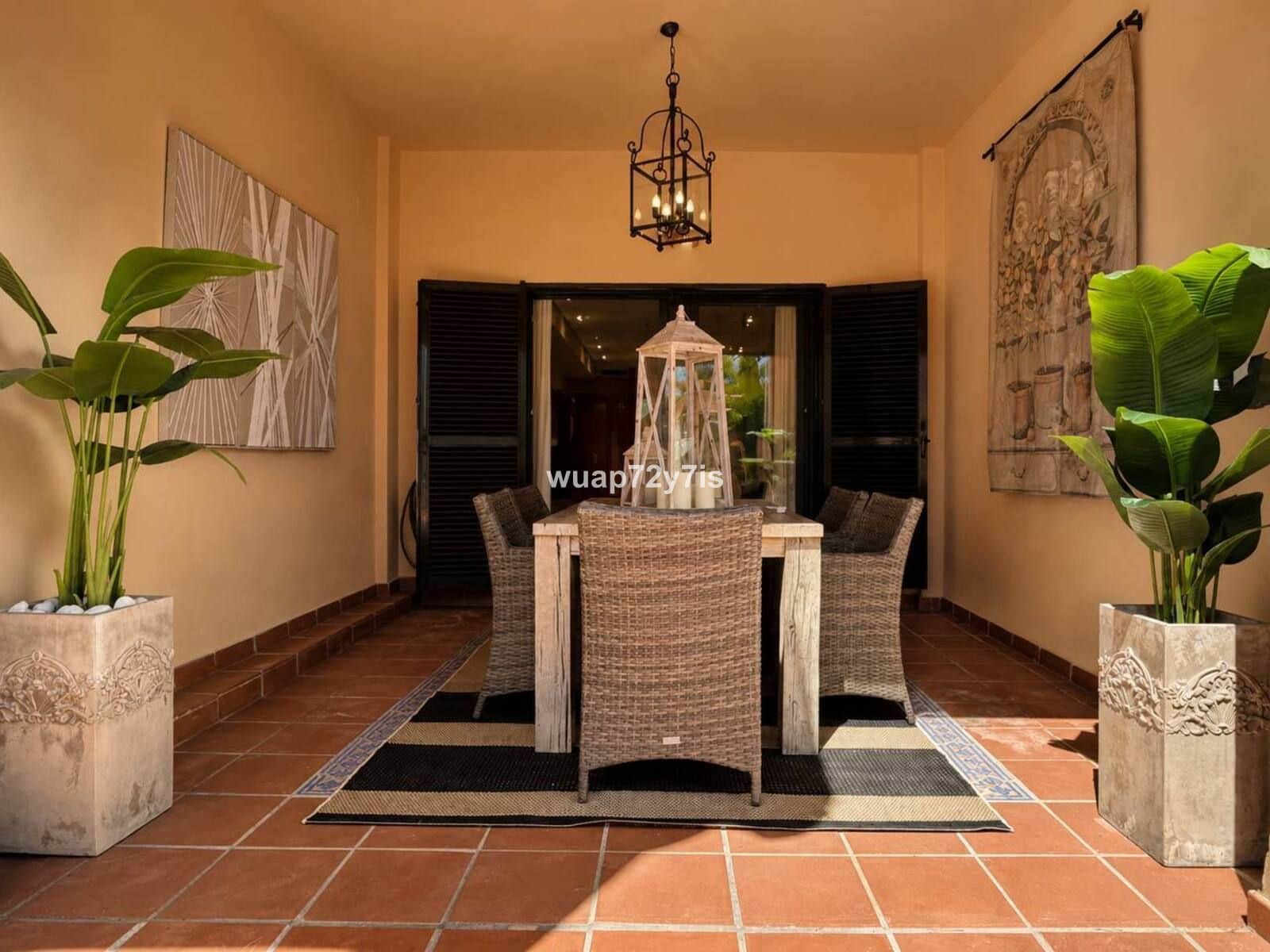 2 soveværelse Lejlighed til salg i Puerto Banus - € 895.000 (Ref: 9894642)