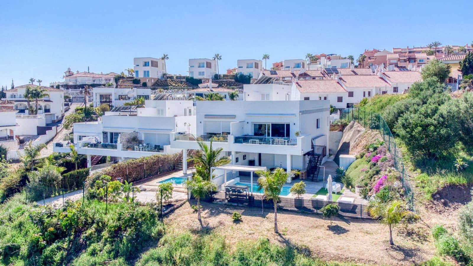 3 soveværelse Semi-Rækkehus til salg i Riviera del Sol - € 1.195.000 (Ref: 9894643)