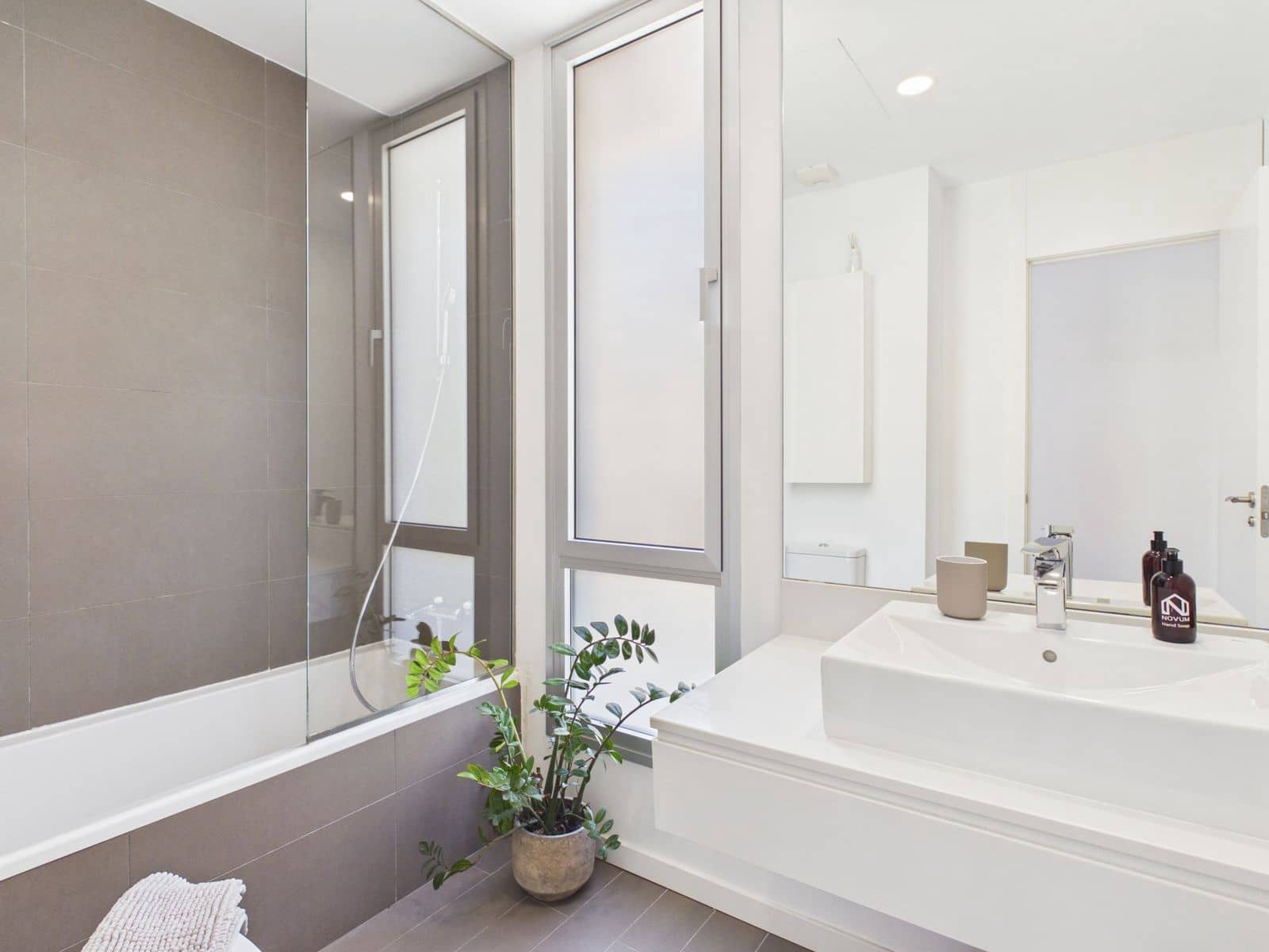 3 quarto Moradia Geminada para venda em Cancelada - 695 000 € (Ref: 9894645)
