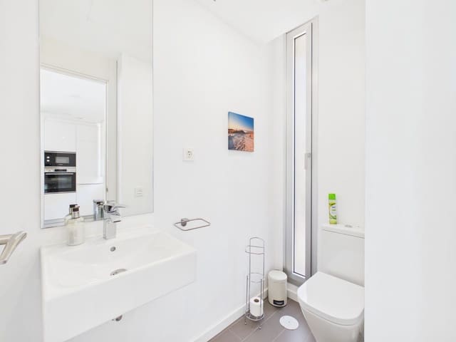 3 quarto Moradia Geminada para venda em Cancelada, Estepona - 695 000 € (Ref: 9894645)