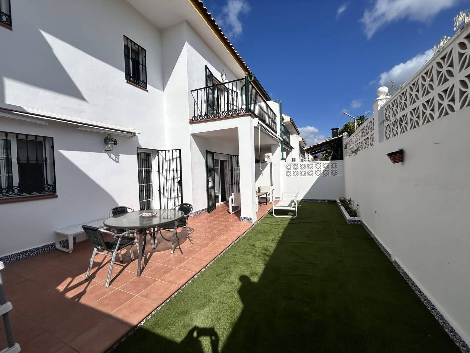 4 chambre Maison de Ville à vendre à Guadalmina - 730 000 € (Ref: 9894647)