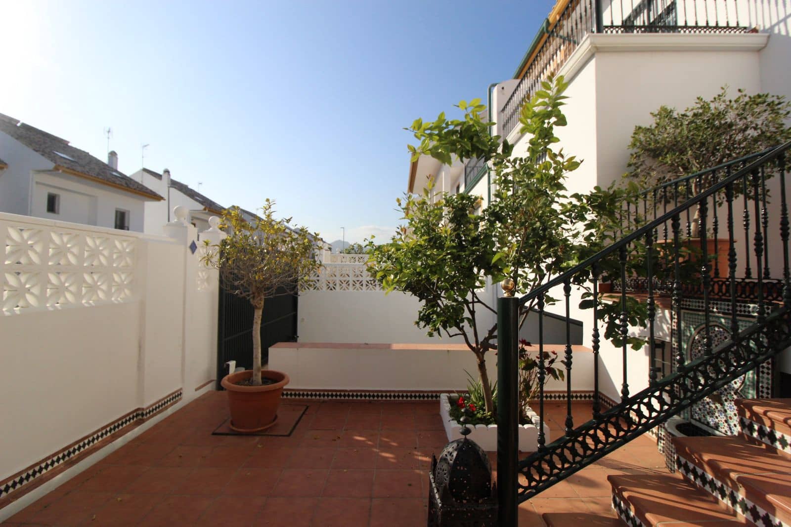 4 chambre Maison de Ville à vendre à Guadalmina - 730 000 € (Ref: 9894647)