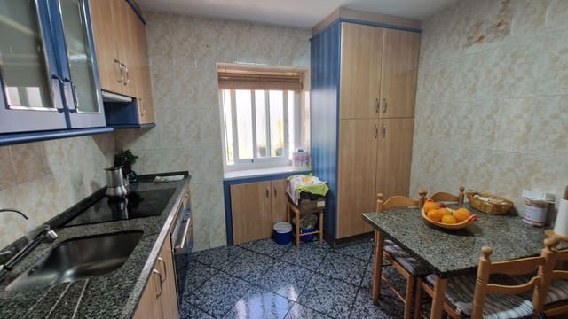4 camera da letto Casa in vendita in Estepona - 700.000 € (Rif: 9894648)
