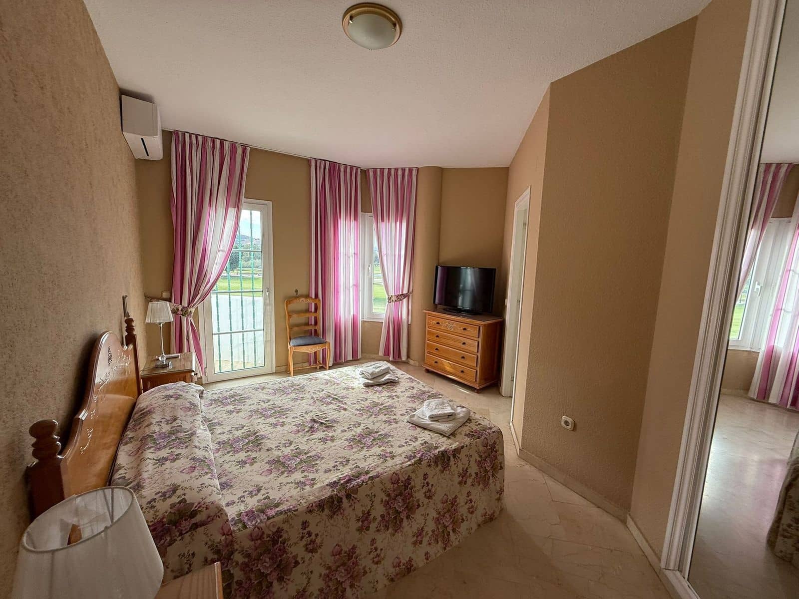 3 quarto Apartamento para venda em Mijas Golf - 350 000 € (Ref: 9894649)