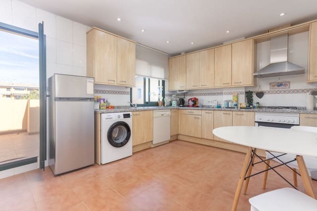 3 soveværelse Penthouse til salg i San Pedro de Alcantara, Marbella - € 950.000 (Ref: 9894650)