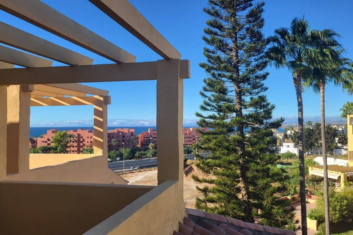 4 camera da letto Casa in vendita in Estepona - 600.000 € (Rif: 9894652)
