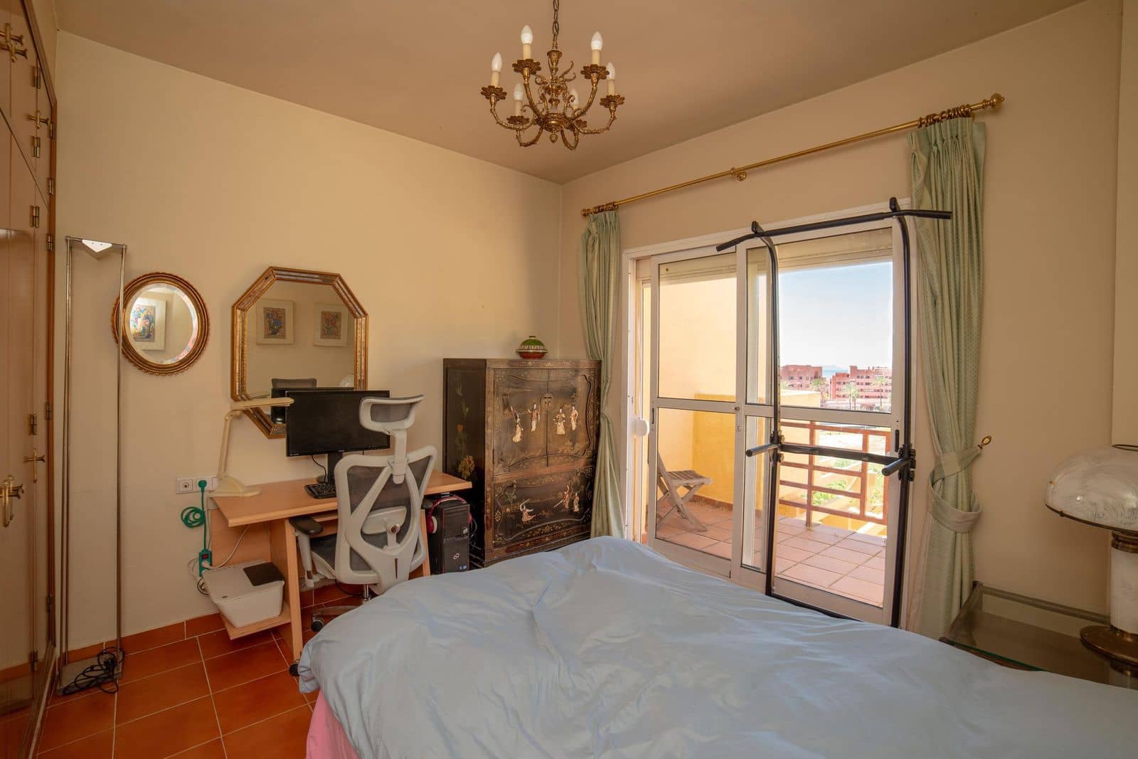 4 camera da letto Casa in vendita in Estepona - 600.000 € (Rif: 9894652)