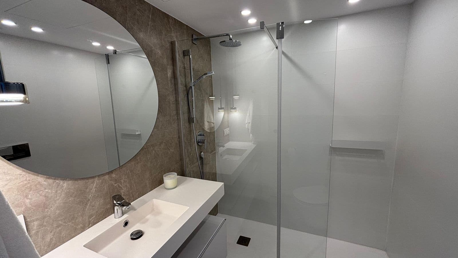 2 chambre Appartement à vendre à Estepona - 595 000 € (Ref: 9894655)