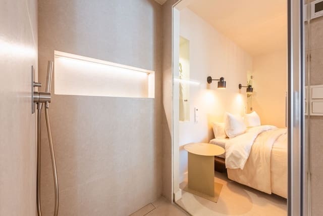 3 chambre Appartement à vendre à Nueva Andalucia, Marbella - 850 000 € (Ref: 9894657)
