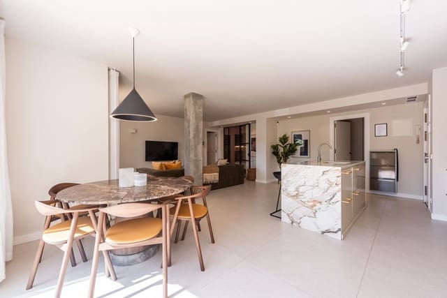 3 chambre Appartement à vendre à Nueva Andalucia, Marbella - 850 000 € (Ref: 9894657)