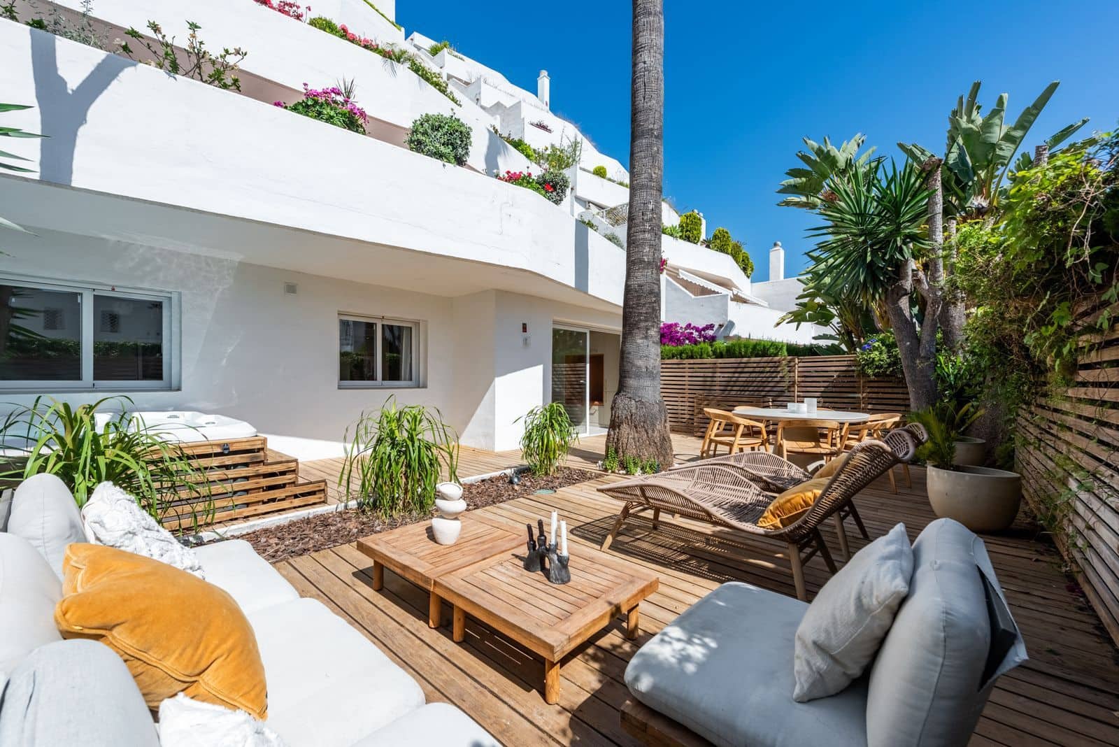3 chambre Appartement à vendre à Nueva Andalucia - 850 000 € (Ref: 9894657)