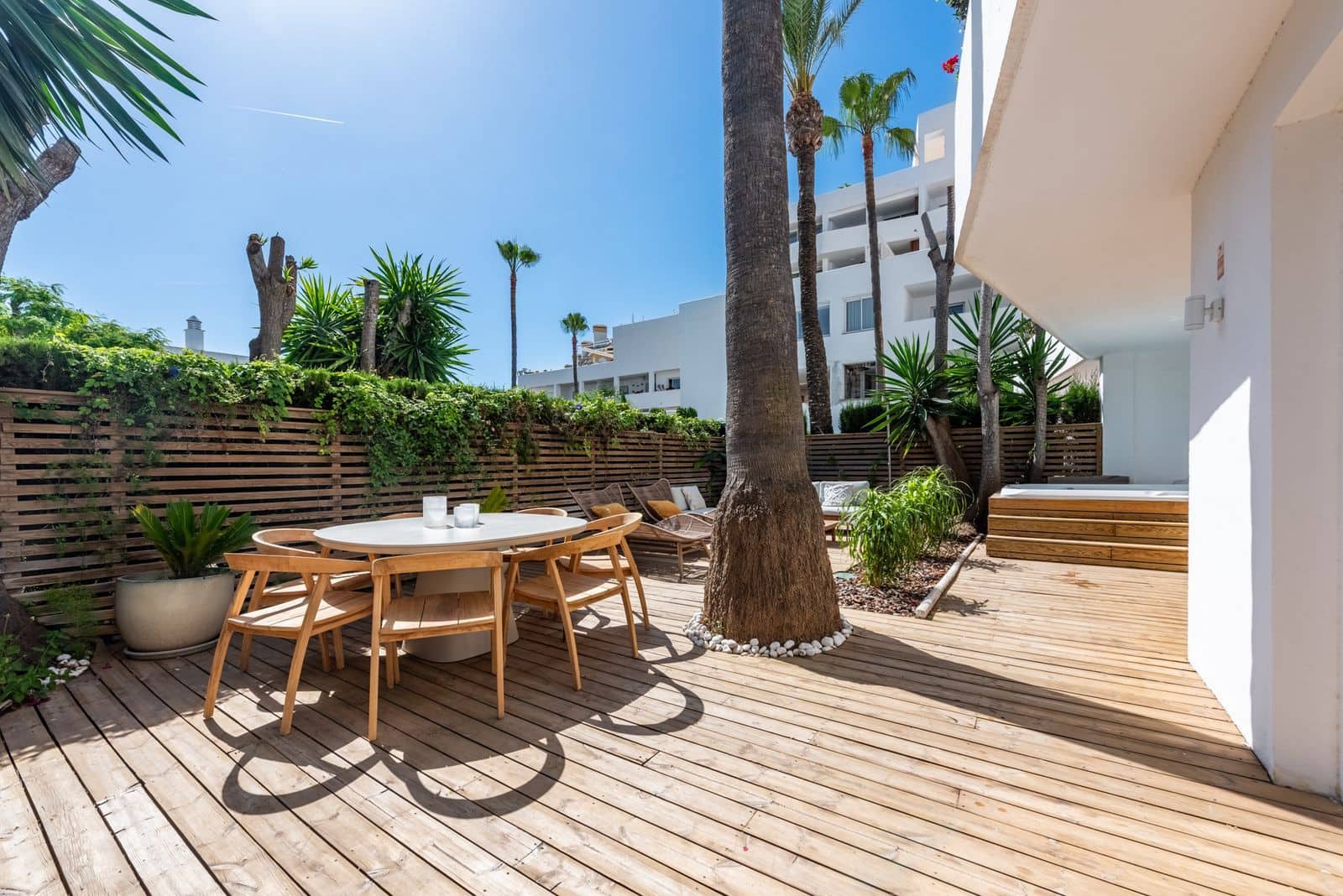 3 chambre Appartement à vendre à Nueva Andalucia - 850 000 € (Ref: 9894657)
