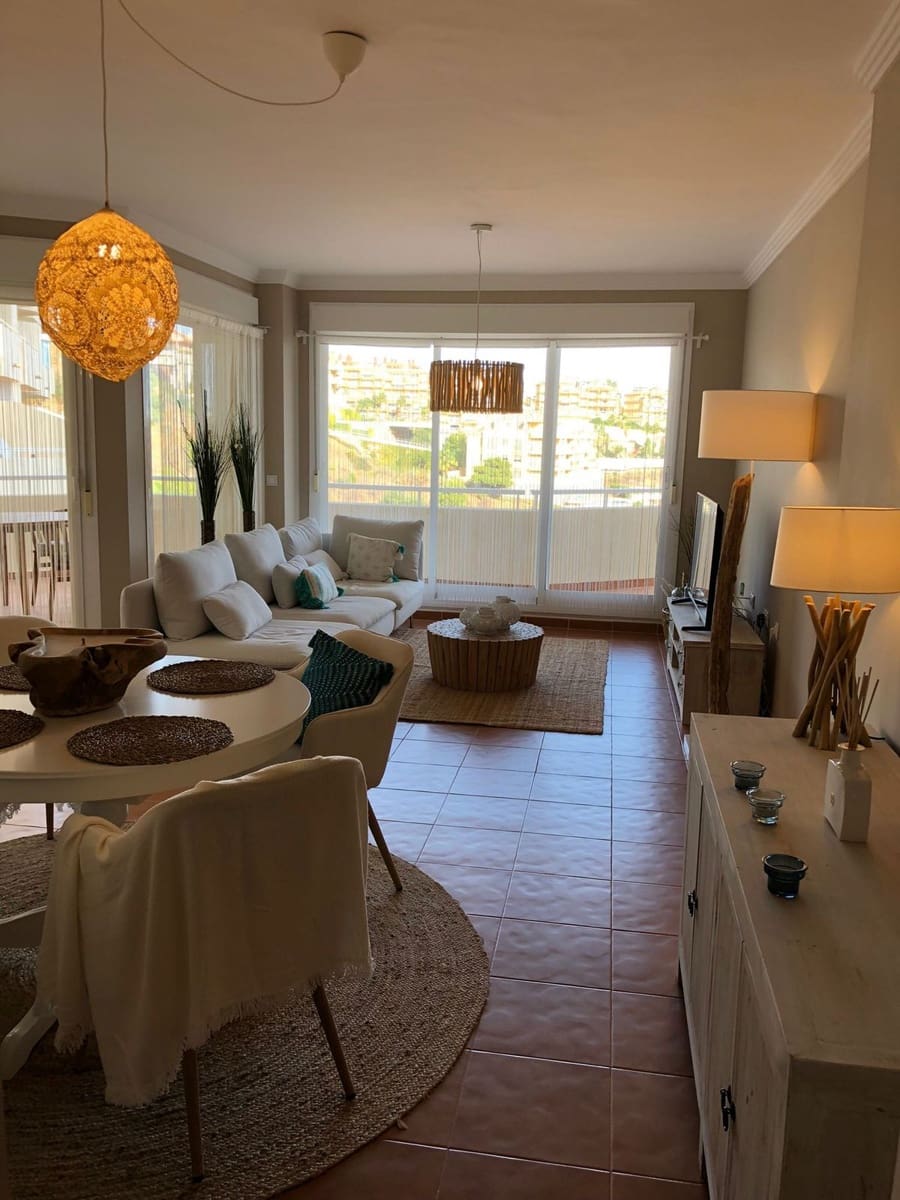 2 soveværelse Lejlighed til salg i Calahonda - € 325.000 (Ref: 9894659)