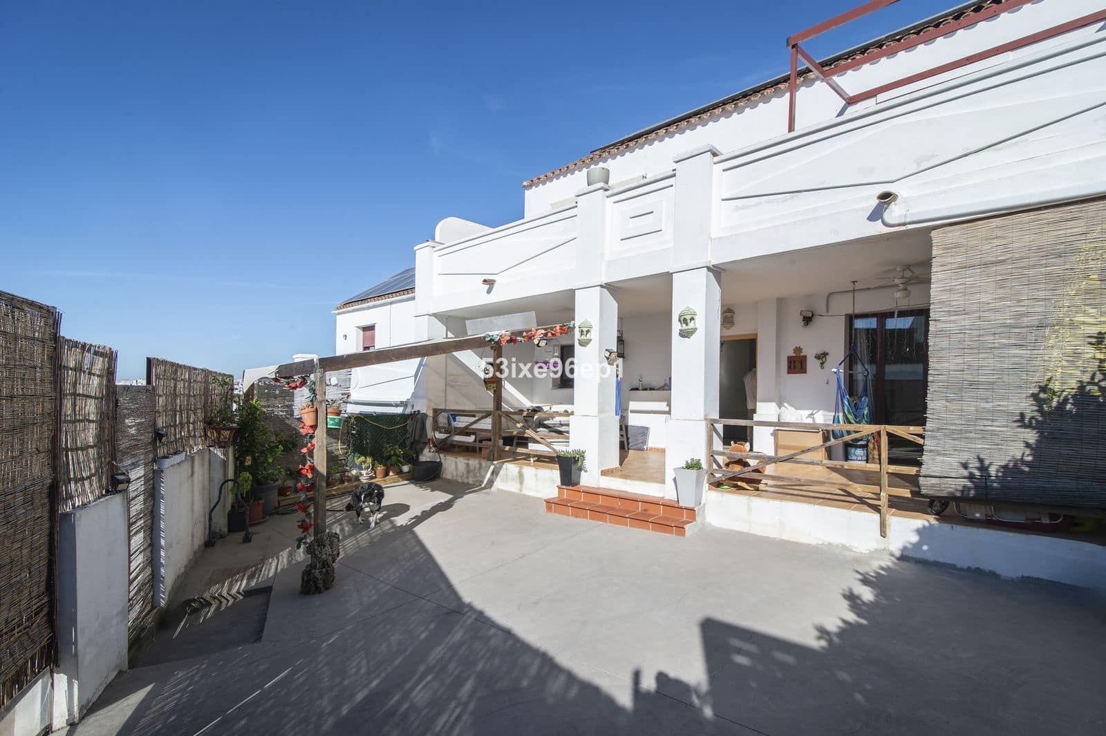 Casa de 2 habitaciones en Casares en venta - 389.000 € (Ref: 9894660)