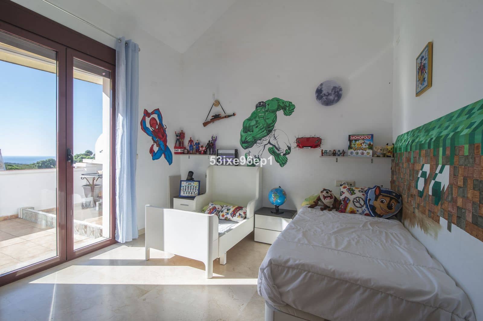 Casa de 2 habitaciones en Casares en venta - 389.000 € (Ref: 9894660)