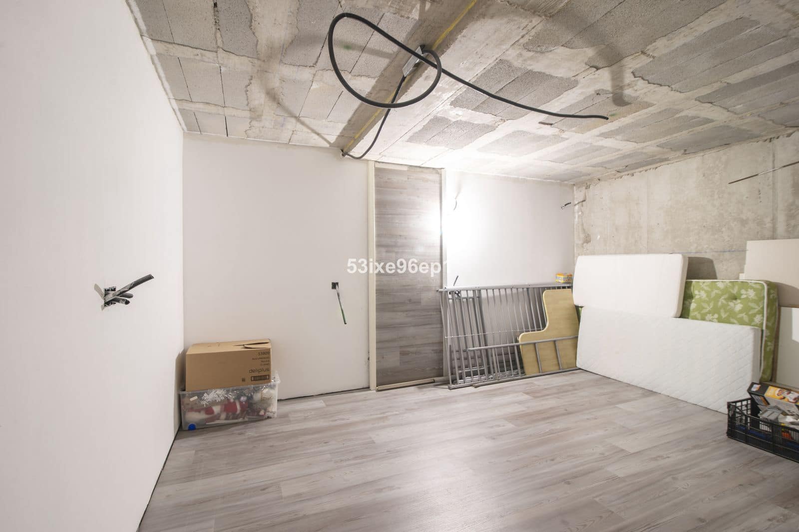 Casa de 2 habitaciones en Casares en venta - 389.000 € (Ref: 9894660)