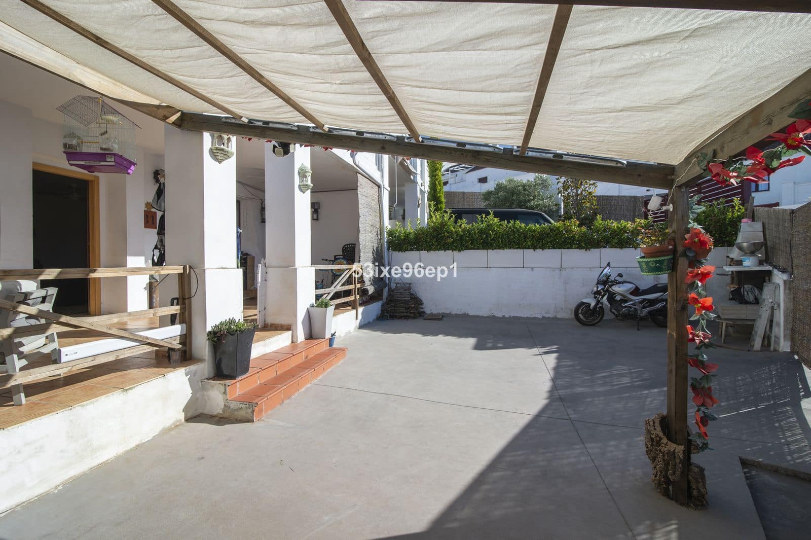 Casa de 2 habitaciones en Casares en venta - 389.000 € (Ref: 9894660)