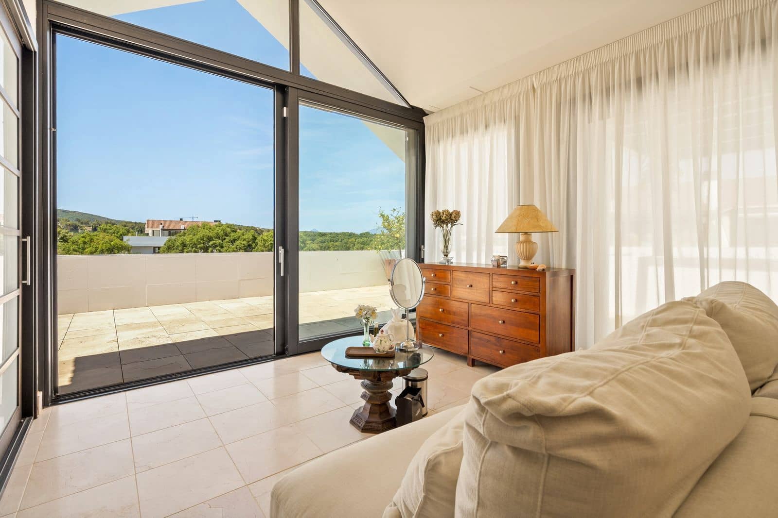 Casa de 2 habitaciones en Sotogrande en venta - 999.950 € (Ref: 9894663)