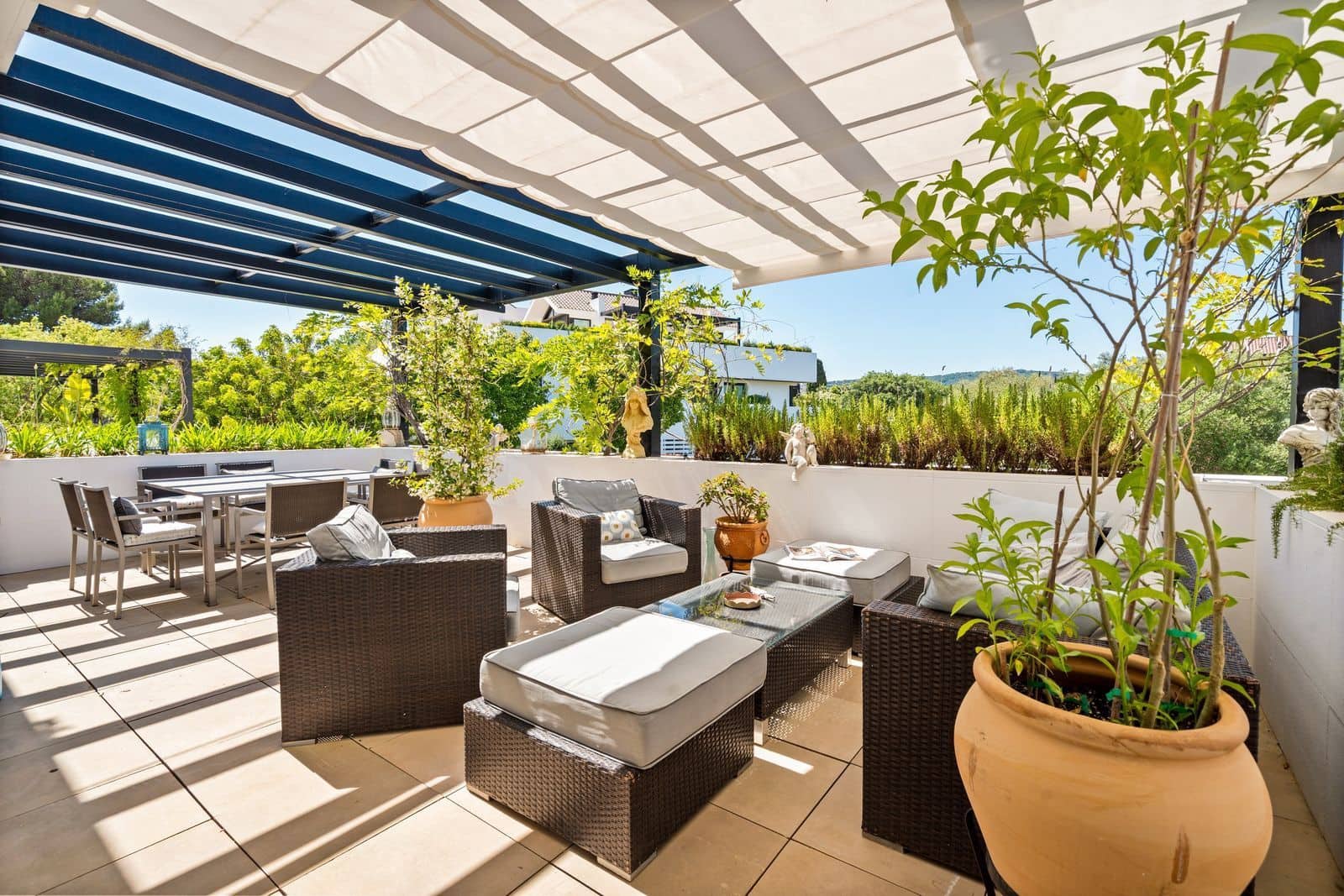 Casa de 2 habitaciones en Sotogrande en venta - 999.950 € (Ref: 9894663)