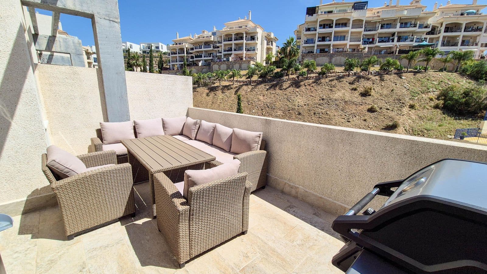 3 slaapkamer Penthouse te koop in Riviera del Sol - € 647.000 (Ref: 9894666)