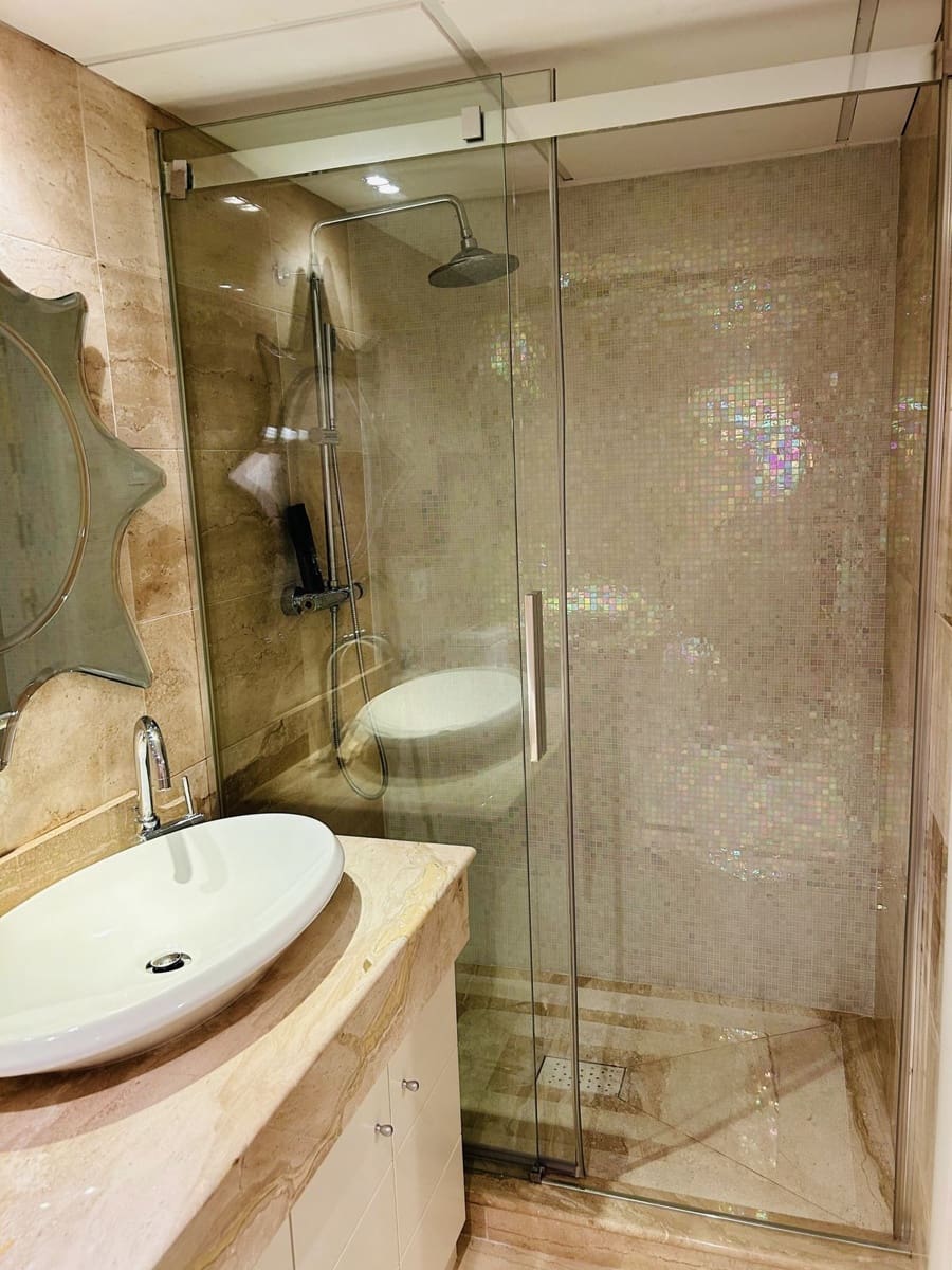 Apartamento de 2 habitaciones en Elviria en venta - 600.000 € (Ref: 9894675)