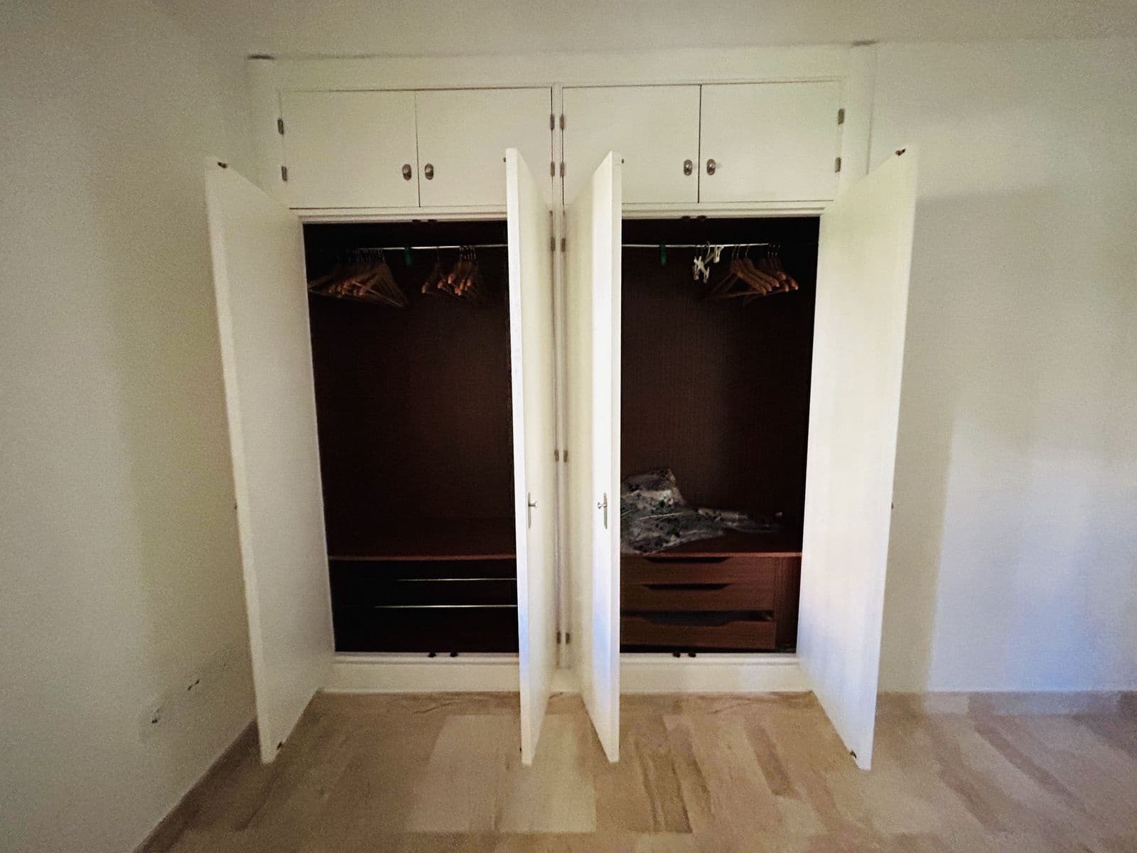 Apartamento de 2 habitaciones en Elviria en venta - 600.000 € (Ref: 9894675)