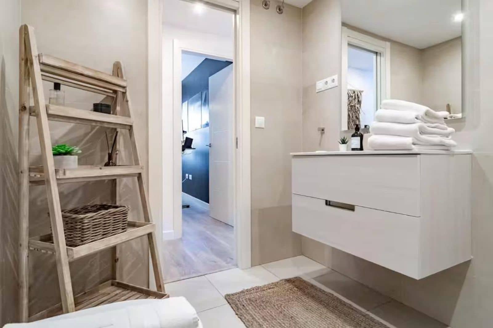 3 slaapkamer Appartement te koop in Nueva Andalucia - € 495.000 (Ref: 9894676)