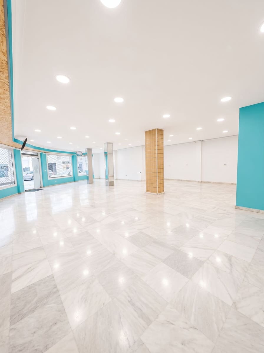 Bedrijf te koop in San Pedro de Alcantara - € 320.000 (Ref: 9894679)
