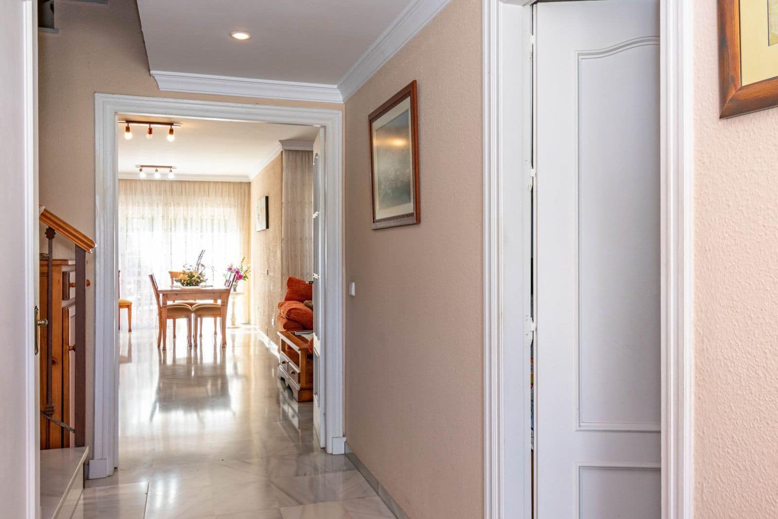 Casa de 3 habitaciones en New Golden Mile en venta - 449.000 € (Ref: 9894680)