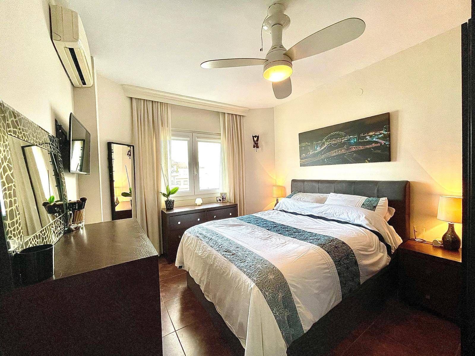 Ático de 3 habitaciones en La Cala de Mijas en venta - 475.000 € (Ref: 9894682)