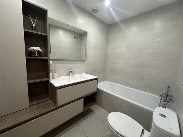 3 quarto Penthouse para venda em La Cala de Mijas, Mijas - 475 000 € (Ref: 9894682)