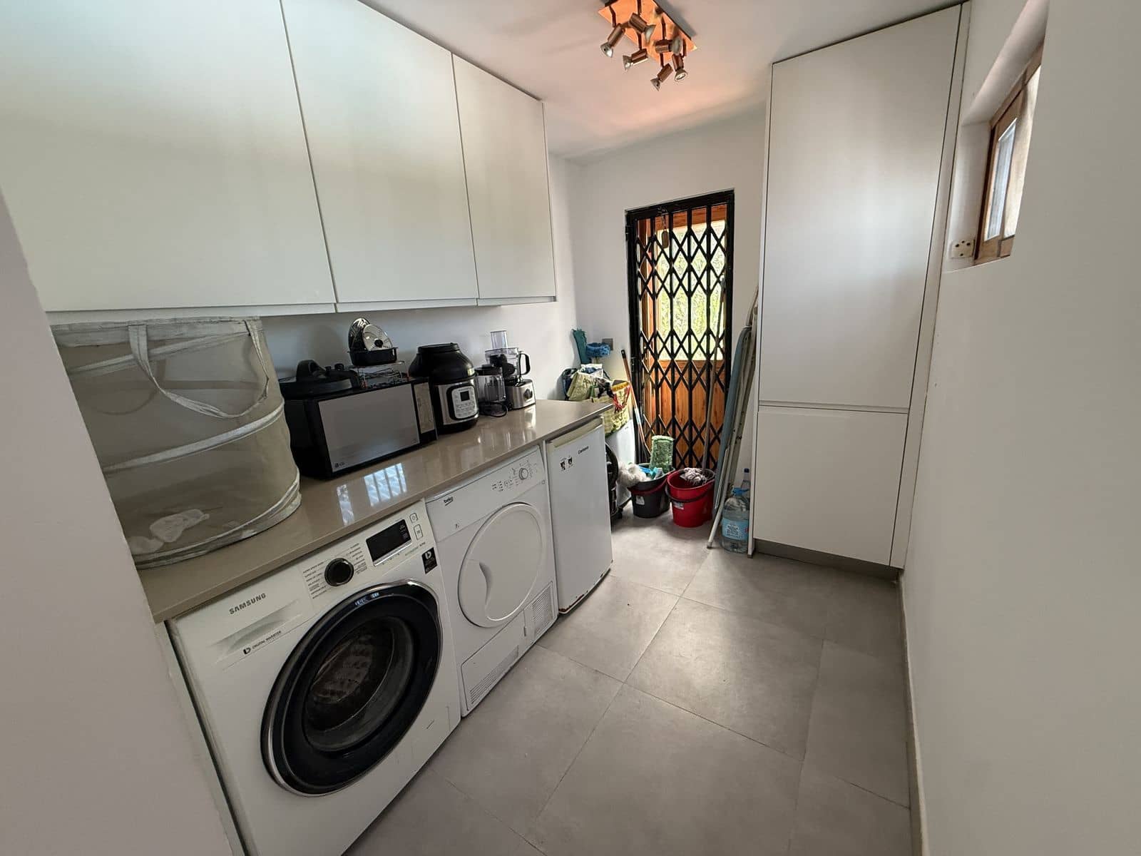 2 sovrum Finca/Hus på landet till salu i Estepona - 550 000 € (Ref: 9894687)