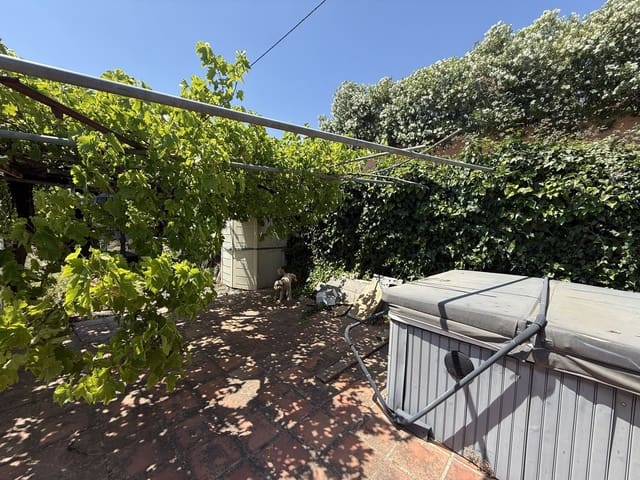 2 Zimmer Finca/Landgut zu verkaufen in Estepona - 550.000 € (Ref: 9894687)