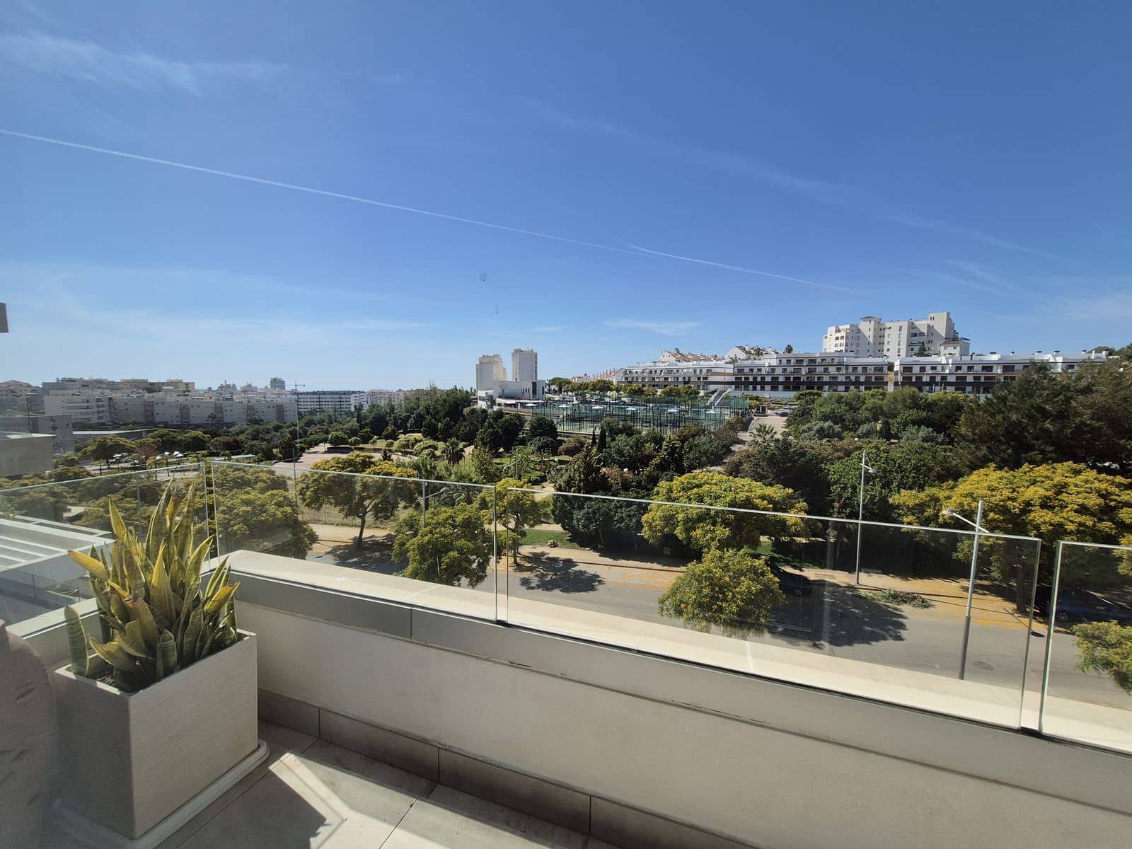3 chambre Penthouse à vendre à Estepona - 1 095 000 € (Ref: 9894689)